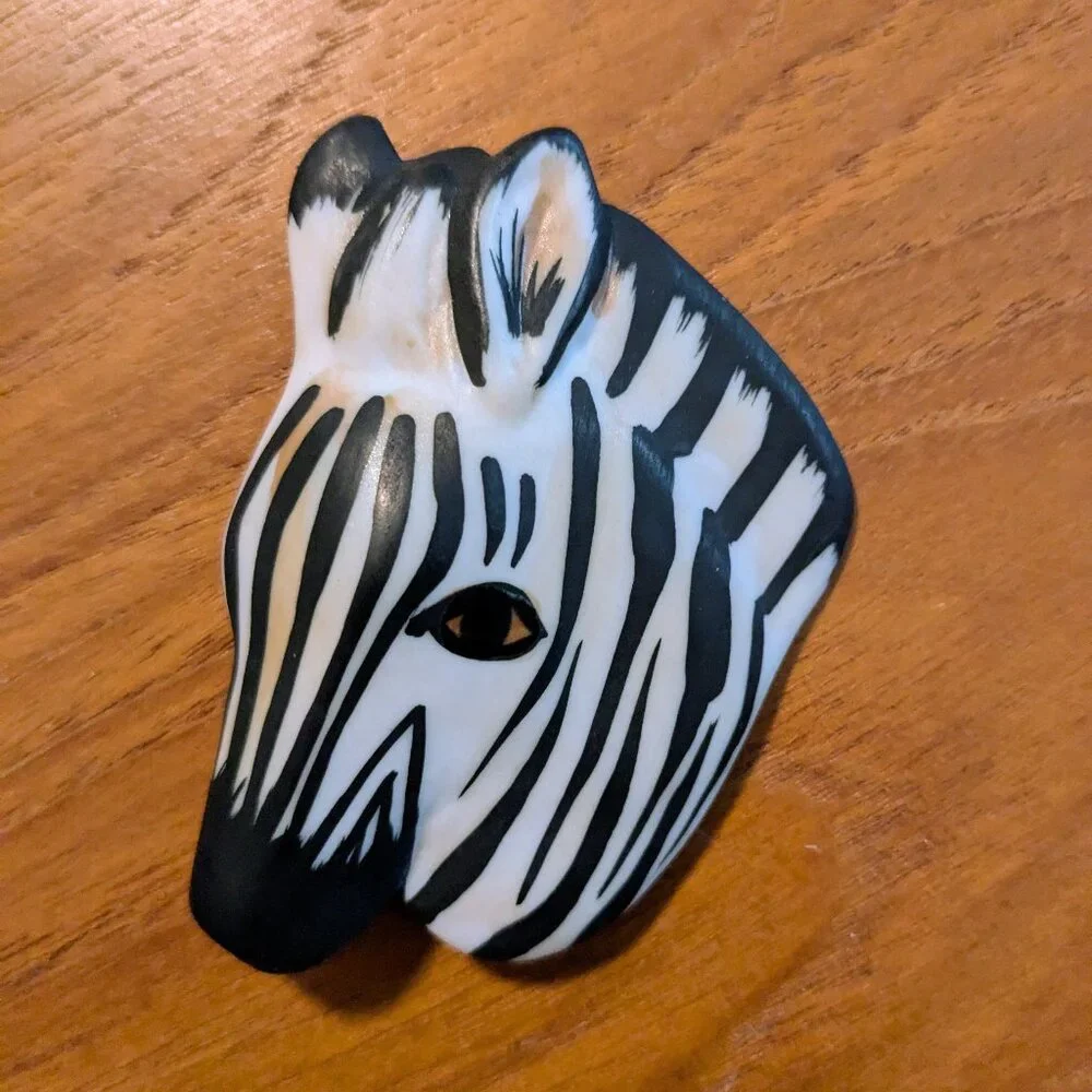 Handmade Signed Zebra Head Brooch Pin - Unique Folk Art Jewelry 3